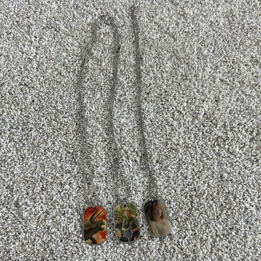 Jurassic World Silver Dog Tag Necklace Set
